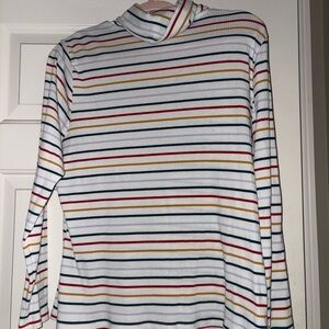 Old Navy Cream Long Sleeve Fitted Sweatshirt